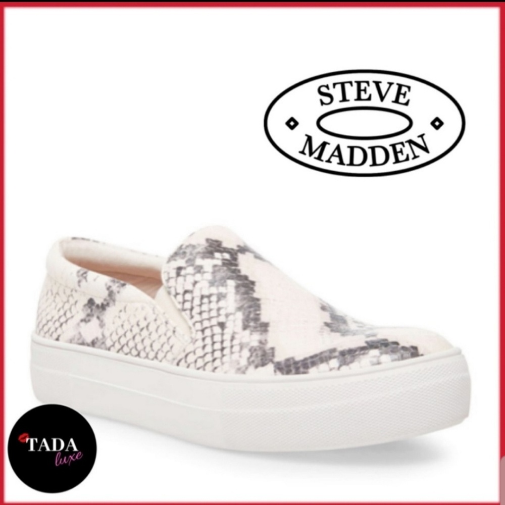 NEW. Steve Madde Slip-on Sneakers. Beige snake